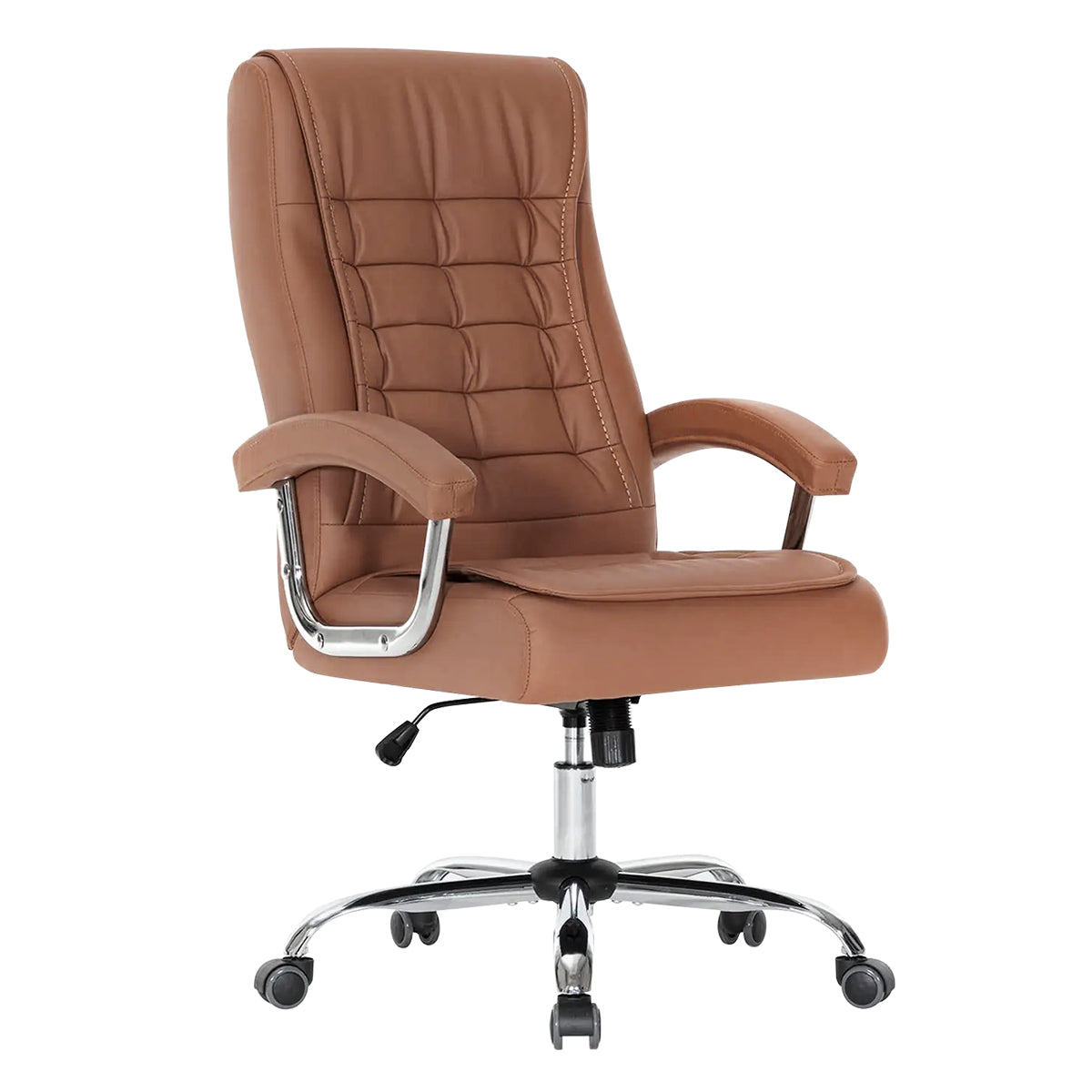 Uma cadeira chefe de couro marrom com design elegante, braços com suporte metálico e base giratória com rodízios